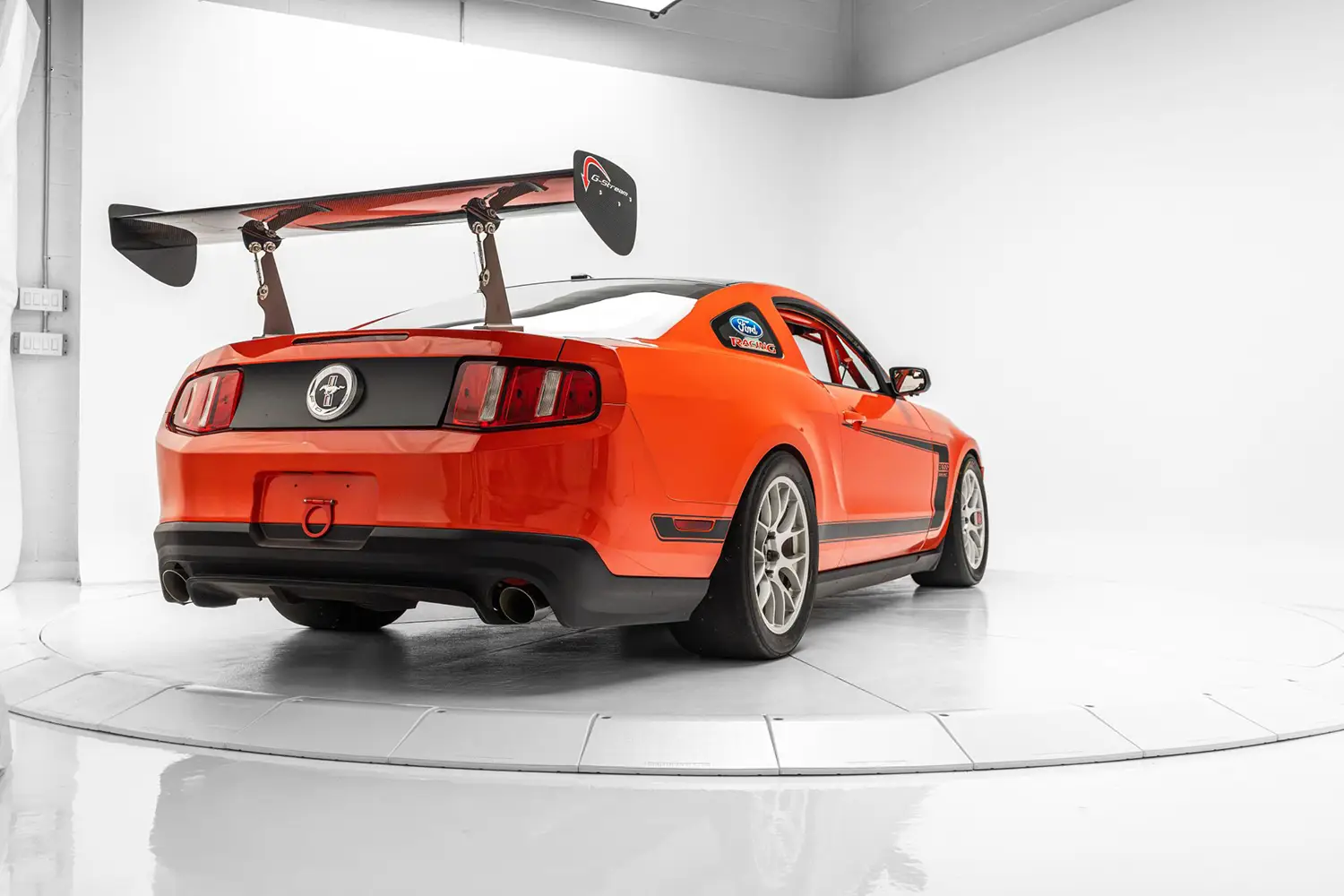 2012 Ford Mustang Boss 302S - Photo 6