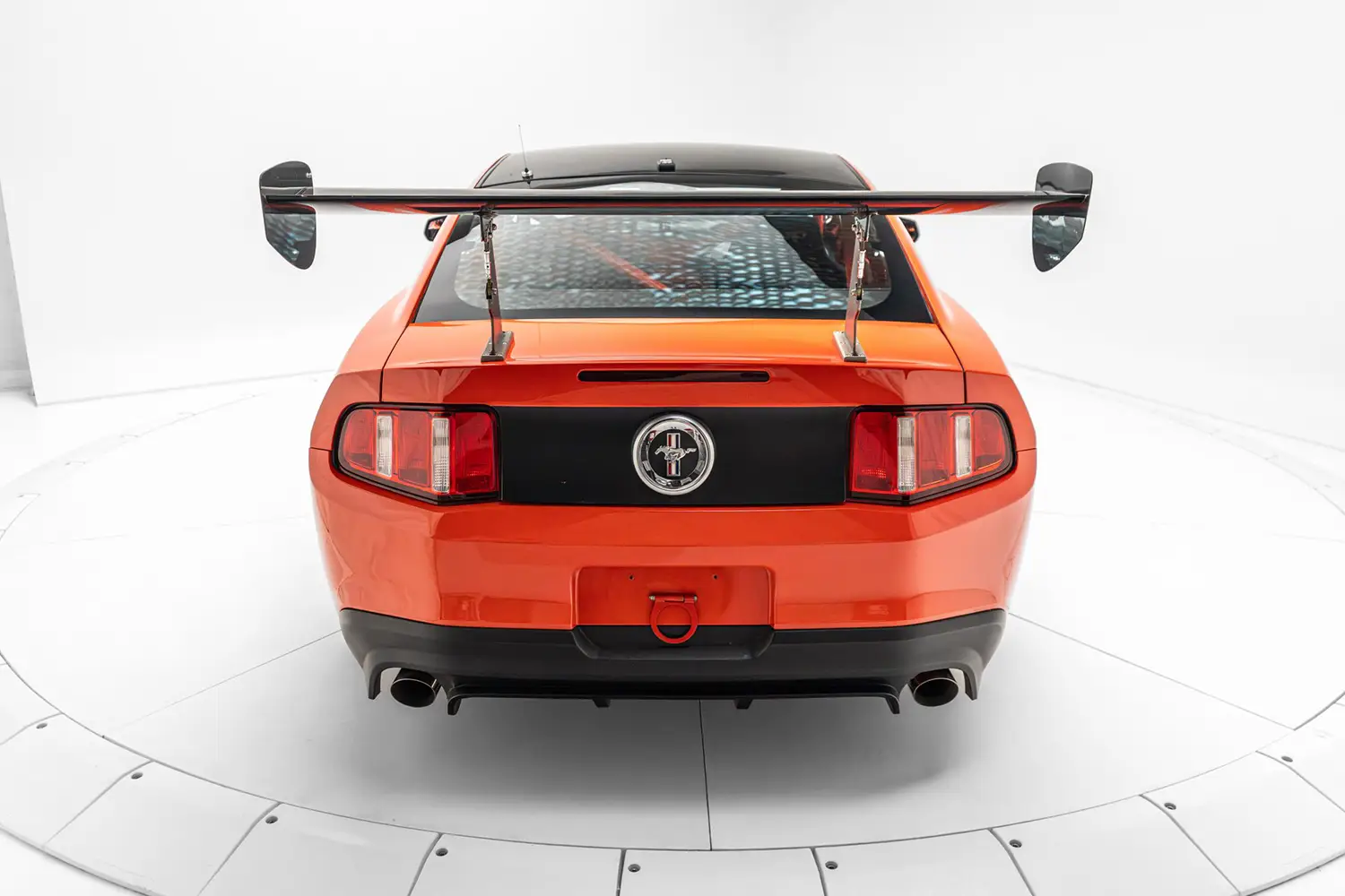 2012 Ford Mustang Boss 302S - Photo 11