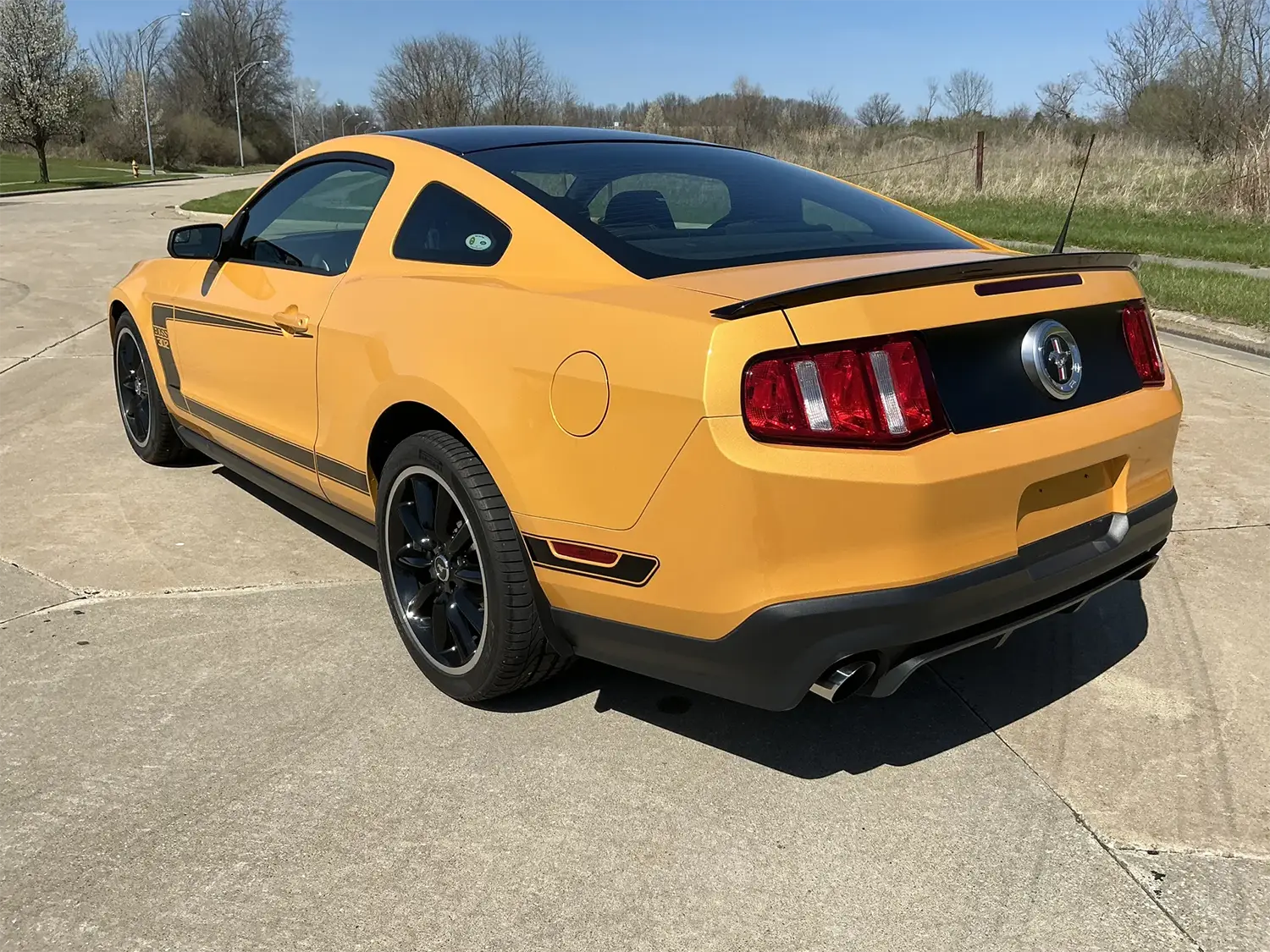 2012 Ford Mustang Boss 302 - Photo 9