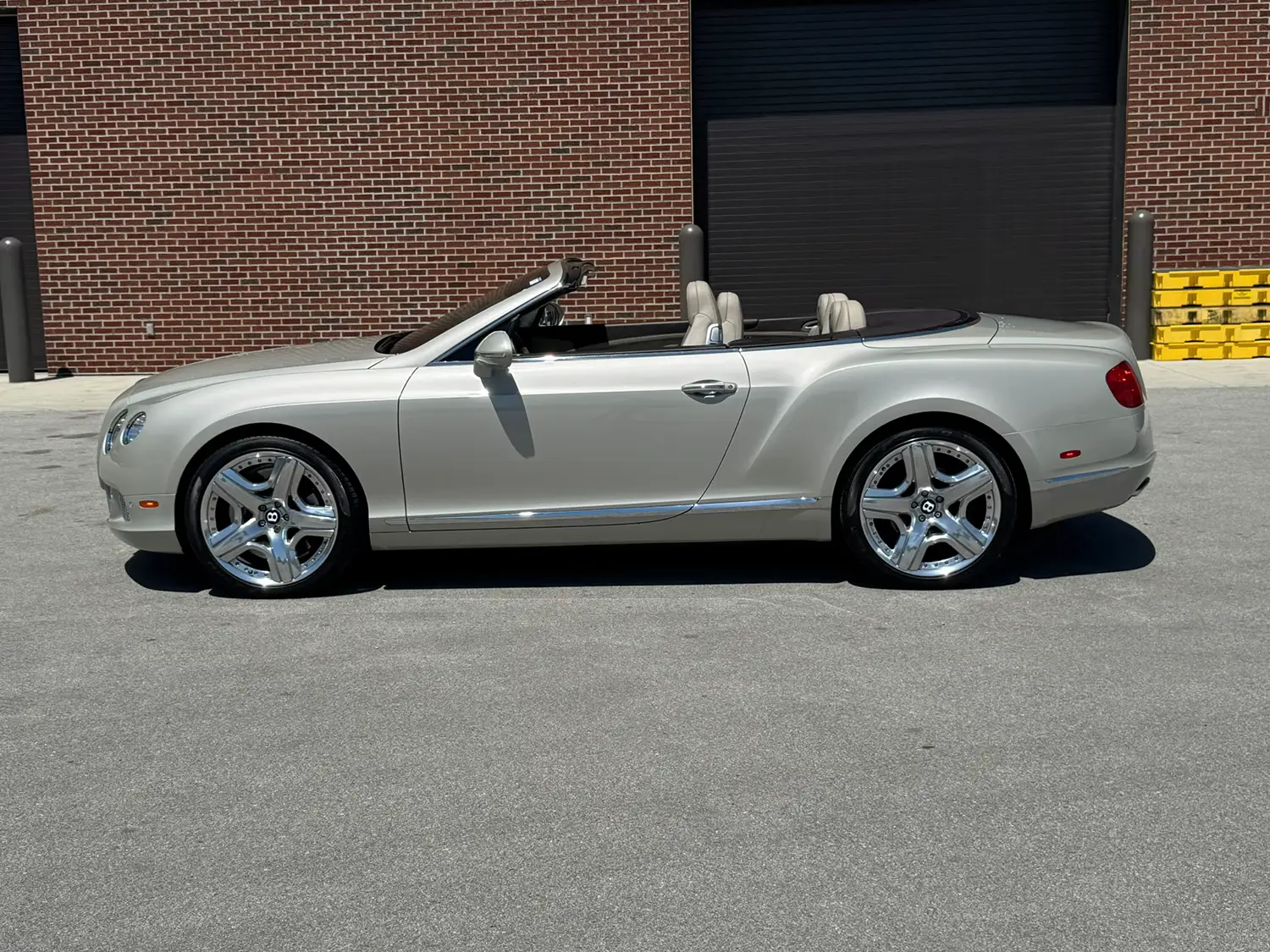 2013 Bentley Continental GTC Convertible - Photo 3