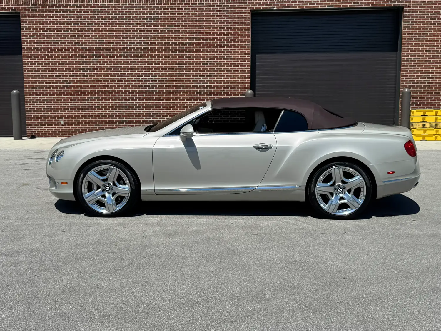 2013 Bentley Continental GTC Convertible - Photo 6