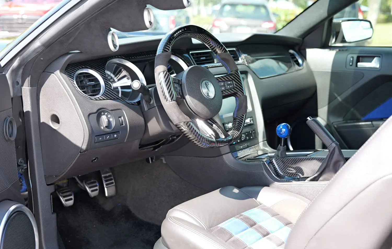 2013 Ford Mustang Shelby GT500 - Photo 4