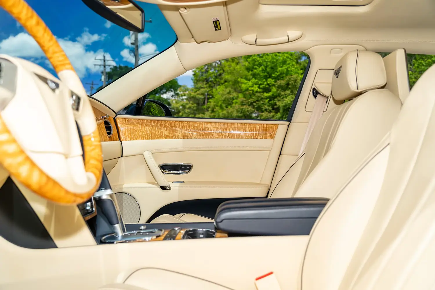 2014 Bentley Flying Spur - Photo 4