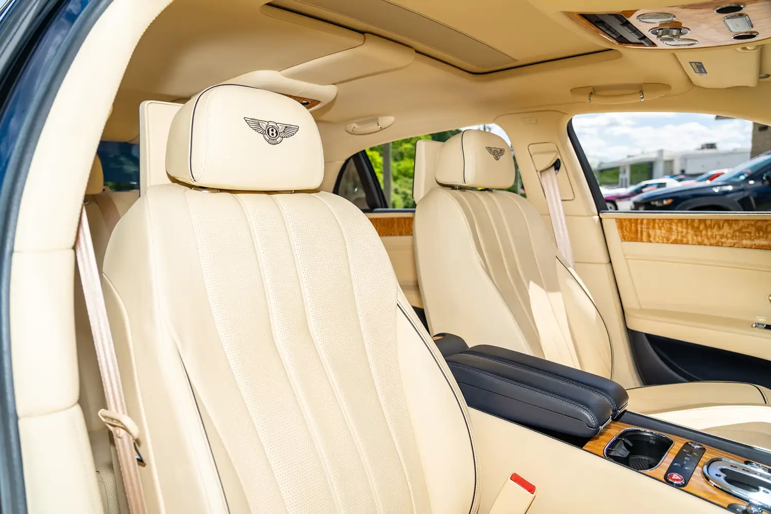 2014 Bentley Flying Spur - Photo 9