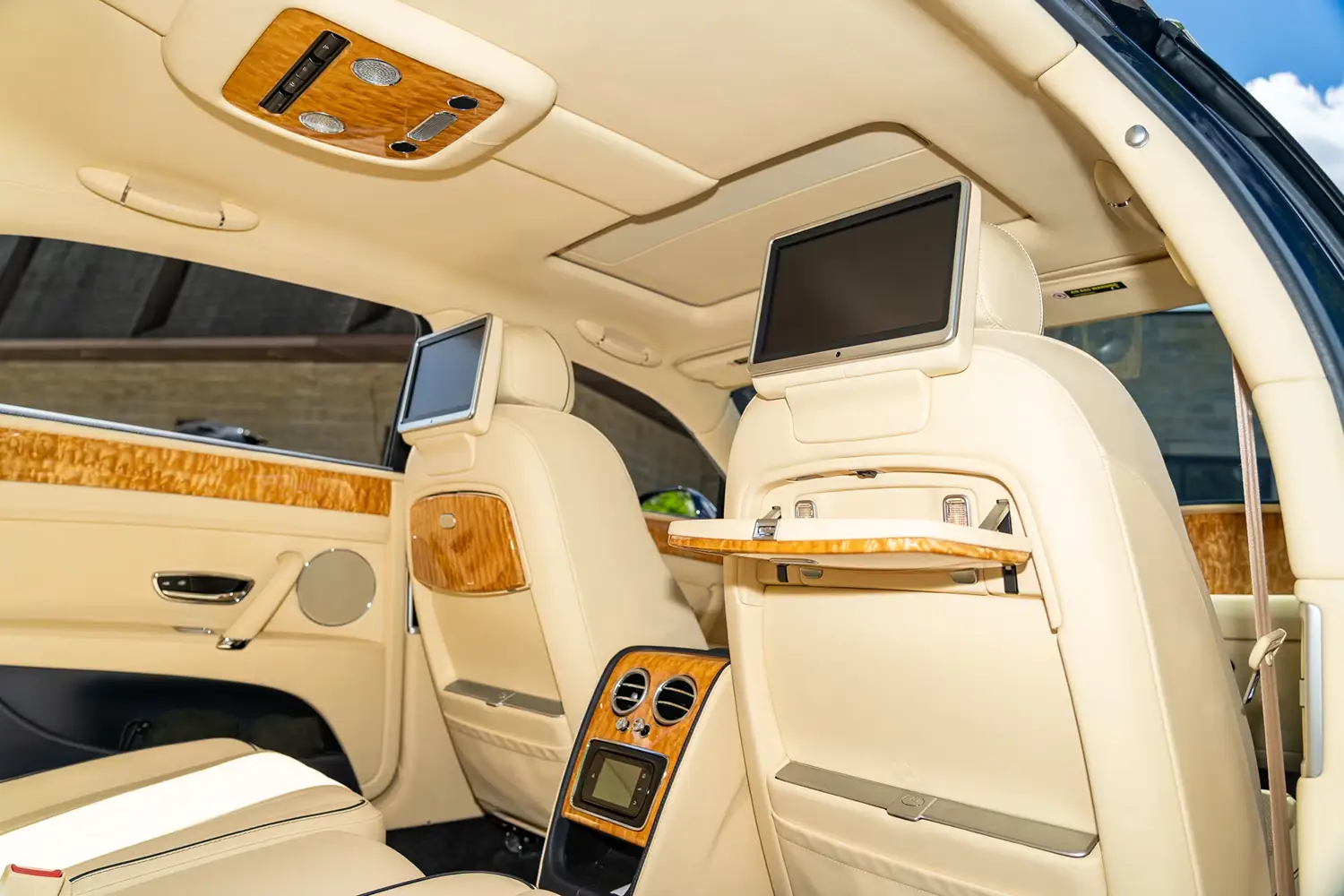 2014 Bentley Flying Spur - Photo 12