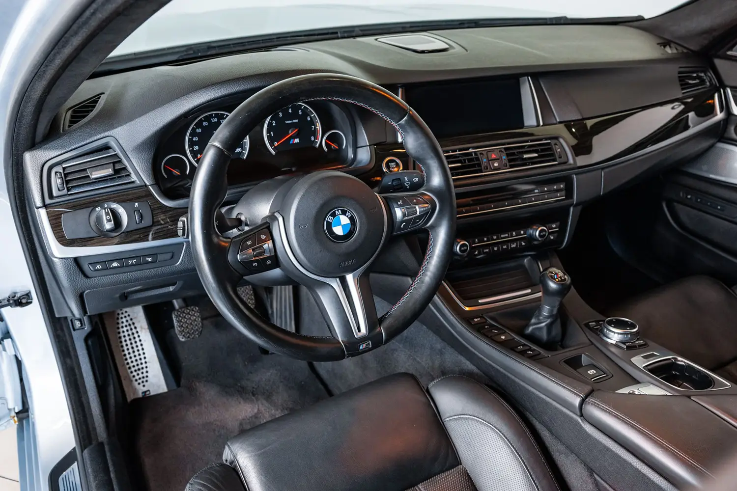 2014 BMW M5 - Photo 11