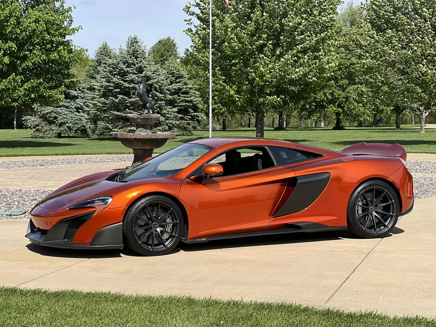 2016 McLaren 675LT Coupe - Photo 4