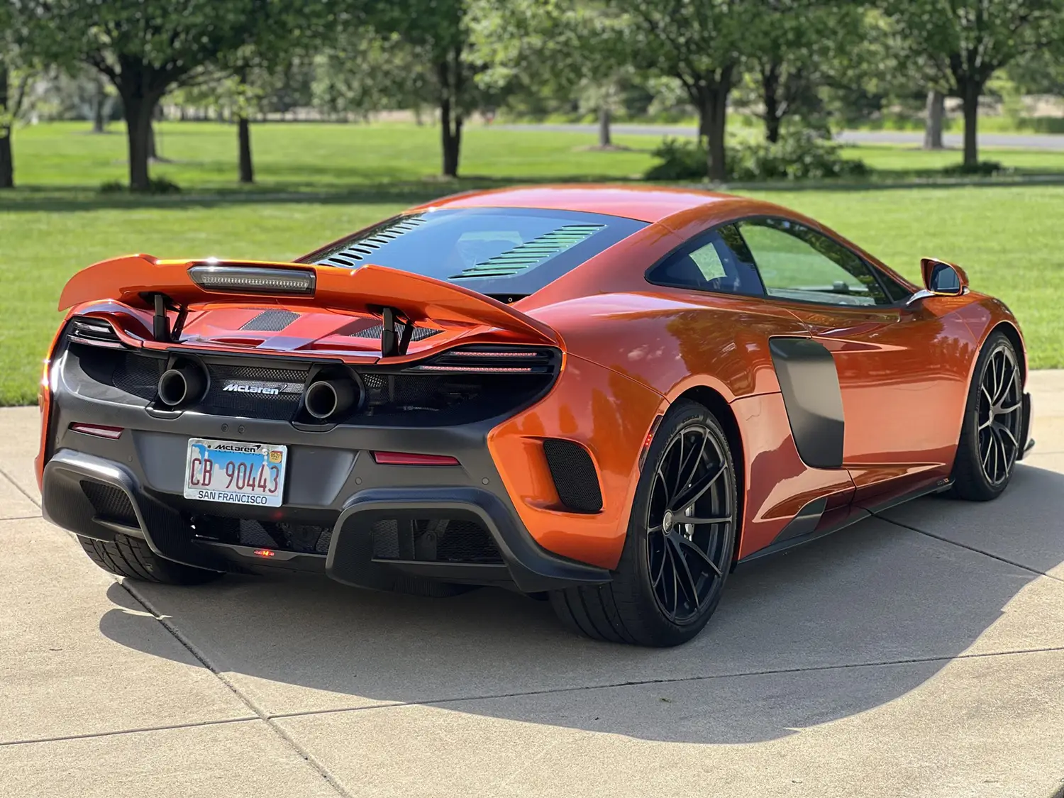 2016 McLaren 675LT Coupe - Photo 3