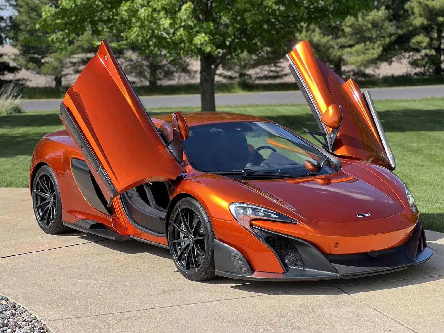 2016 McLaren 675LT Coupe - Photo 9