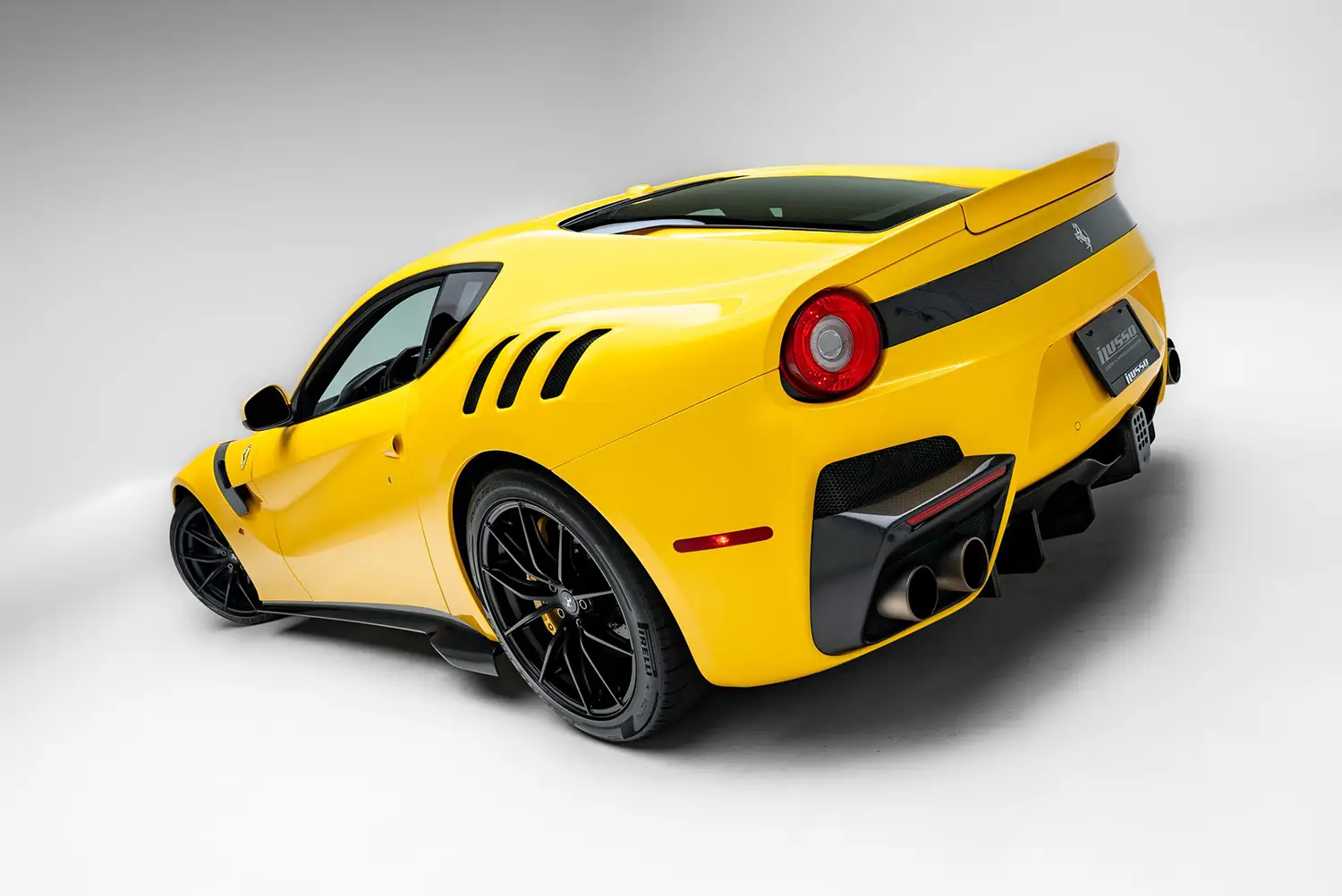 2017 Ferrari F12tdf - Photo 10