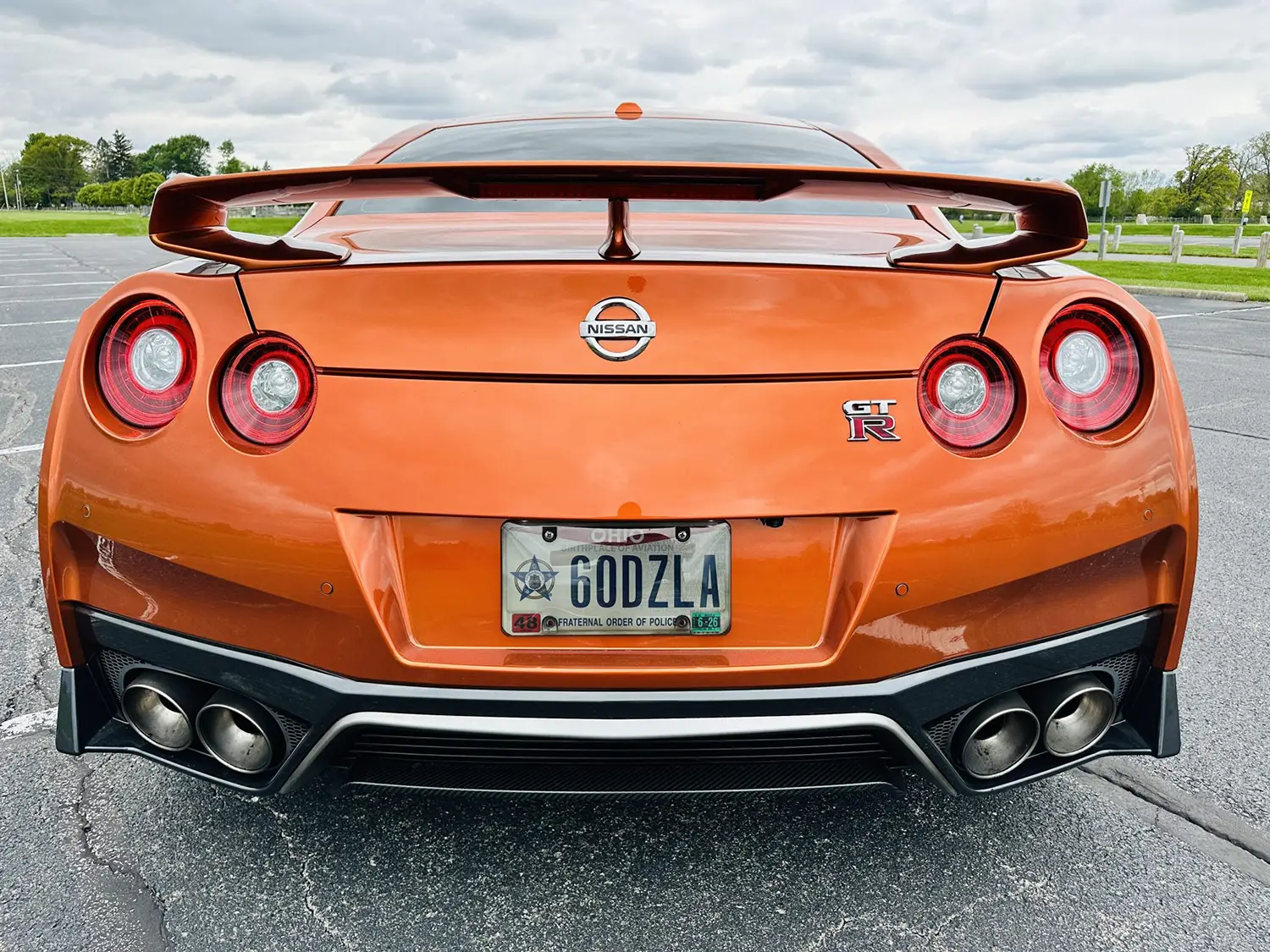 2017 Nissan GT-R Premium 2017 Nissan GT-R Premium - Photo 3