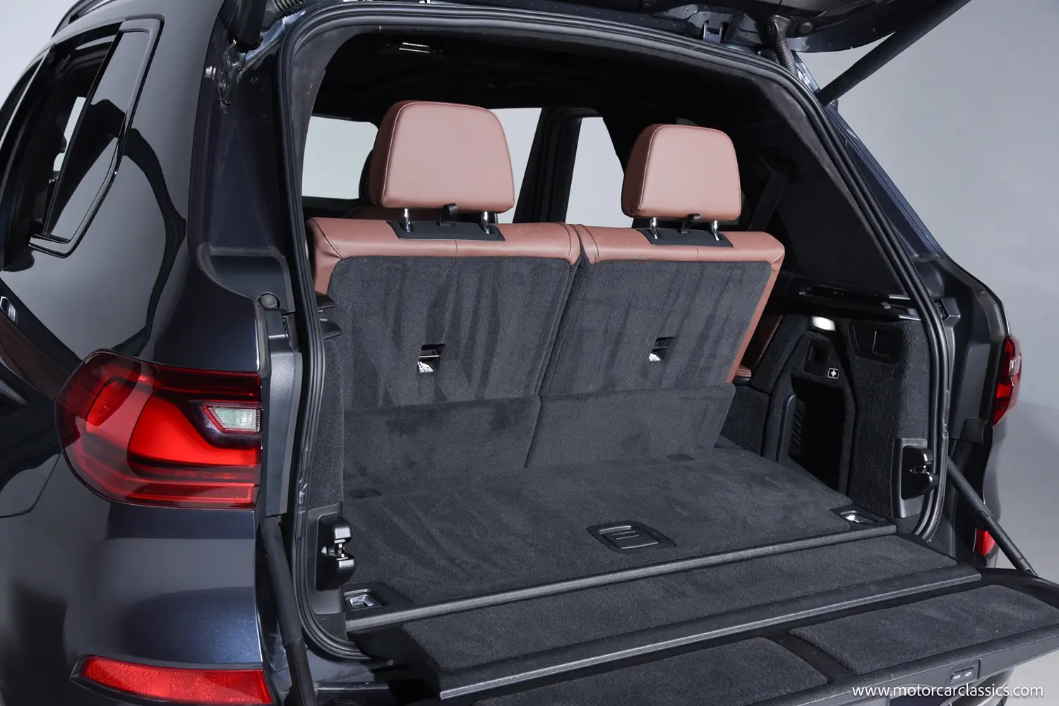 2021 BMW X7 M50i - Photo 9