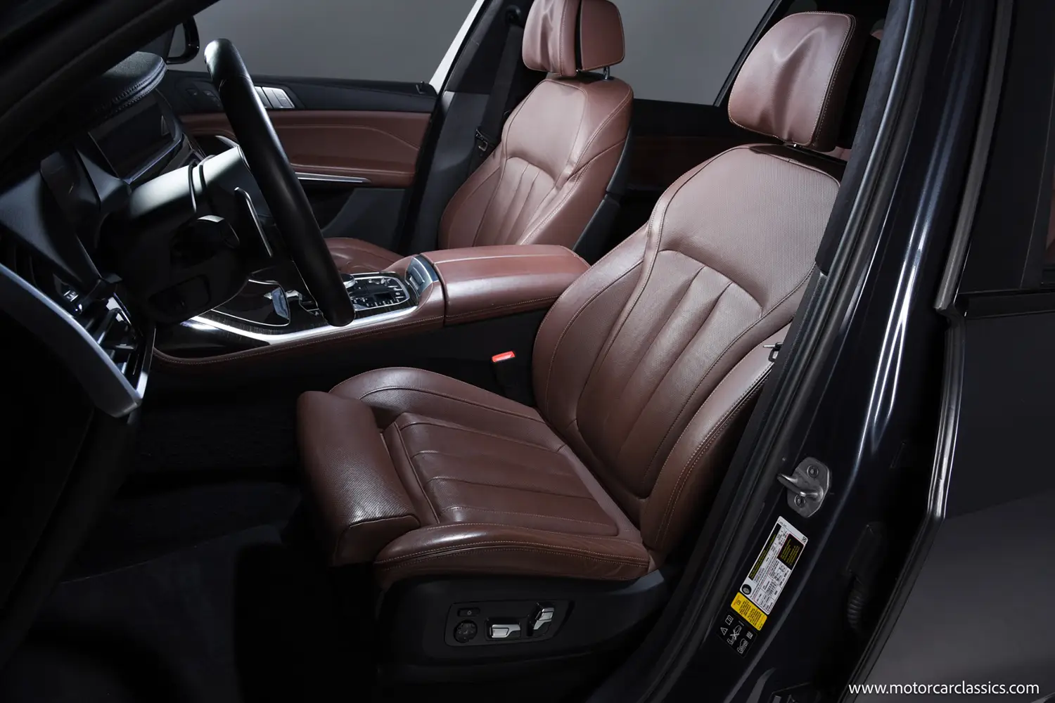 2021 BMW X7 M50i - Photo 11