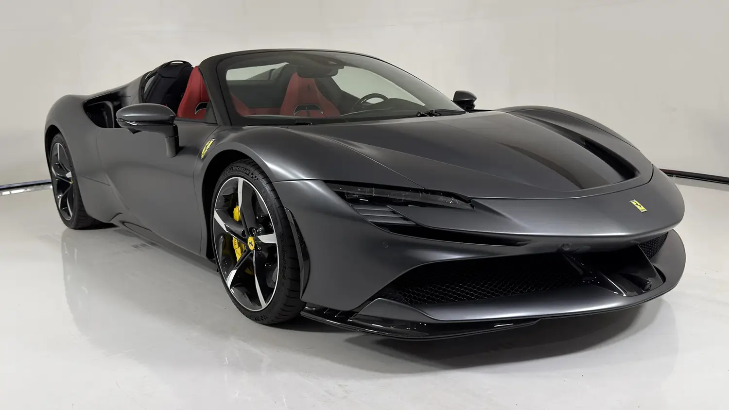 2022 Ferrari SF90 Spider 2022 Ferrari SF90 Spider - Photo 6