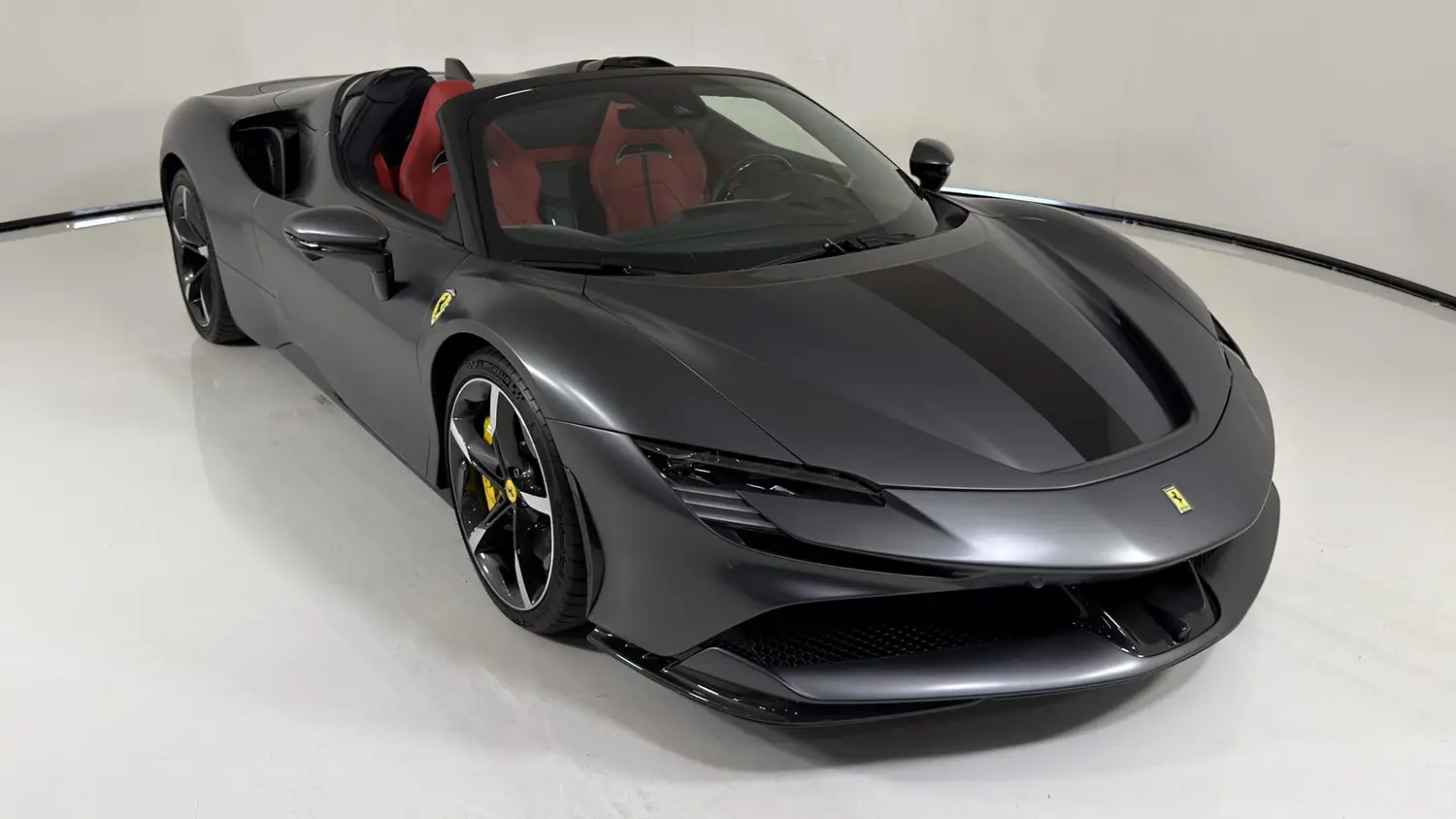 2022 Ferrari SF90 Spider 2022 Ferrari SF90 Spider - Photo 9