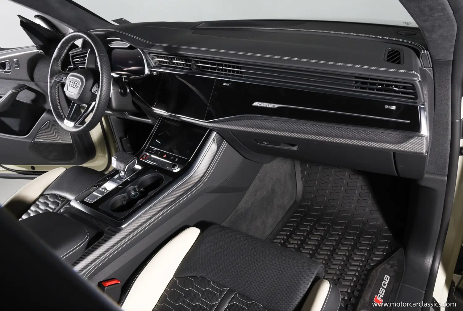 2025 Audi RS Q8 performance - Photo 4
