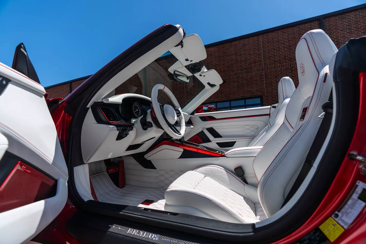 2025 Brabus Porsche Turbo S 900R Masterpiece Cabriolet - Photo 8