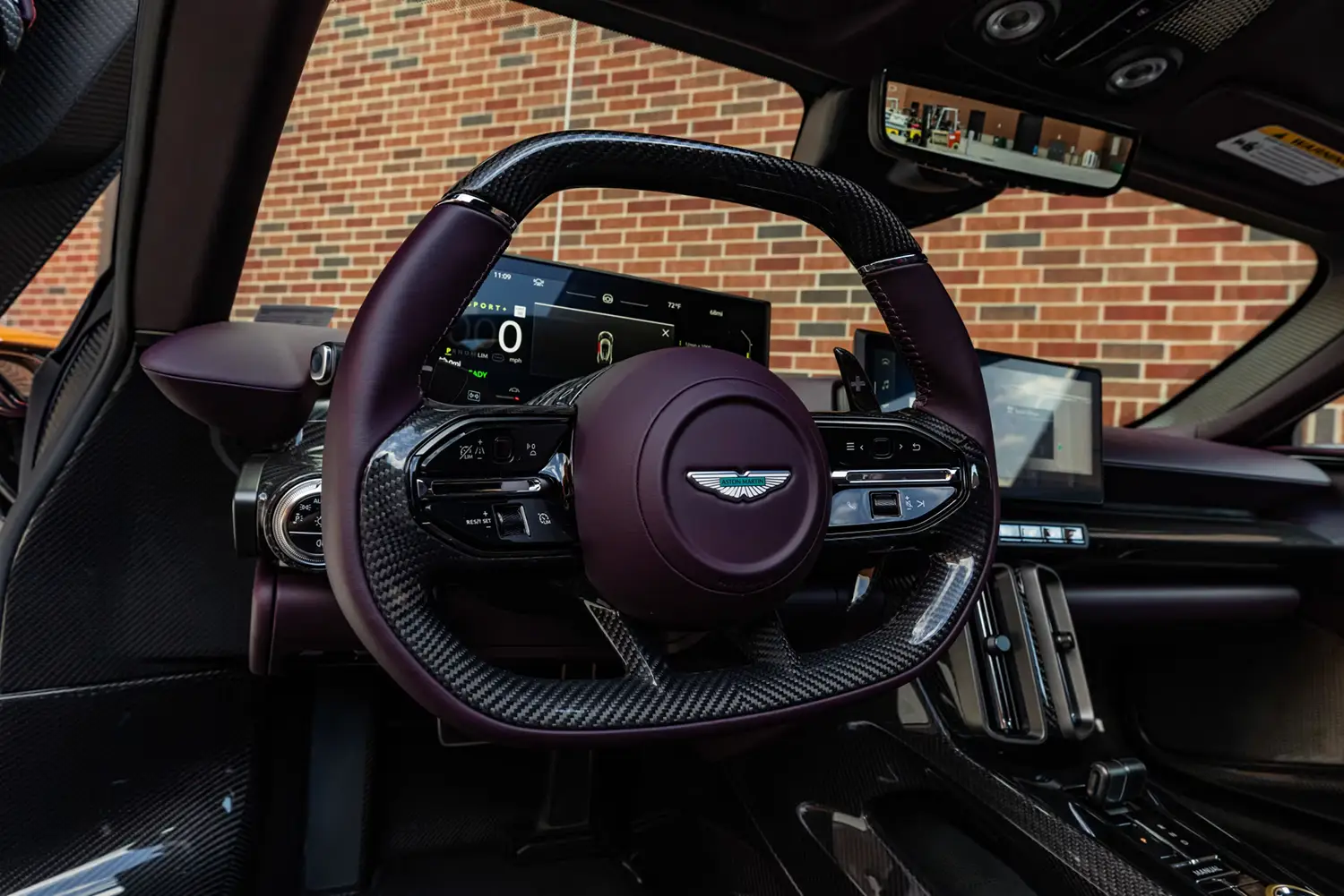 2026 Aston Martin Valhalla - Photo 9
