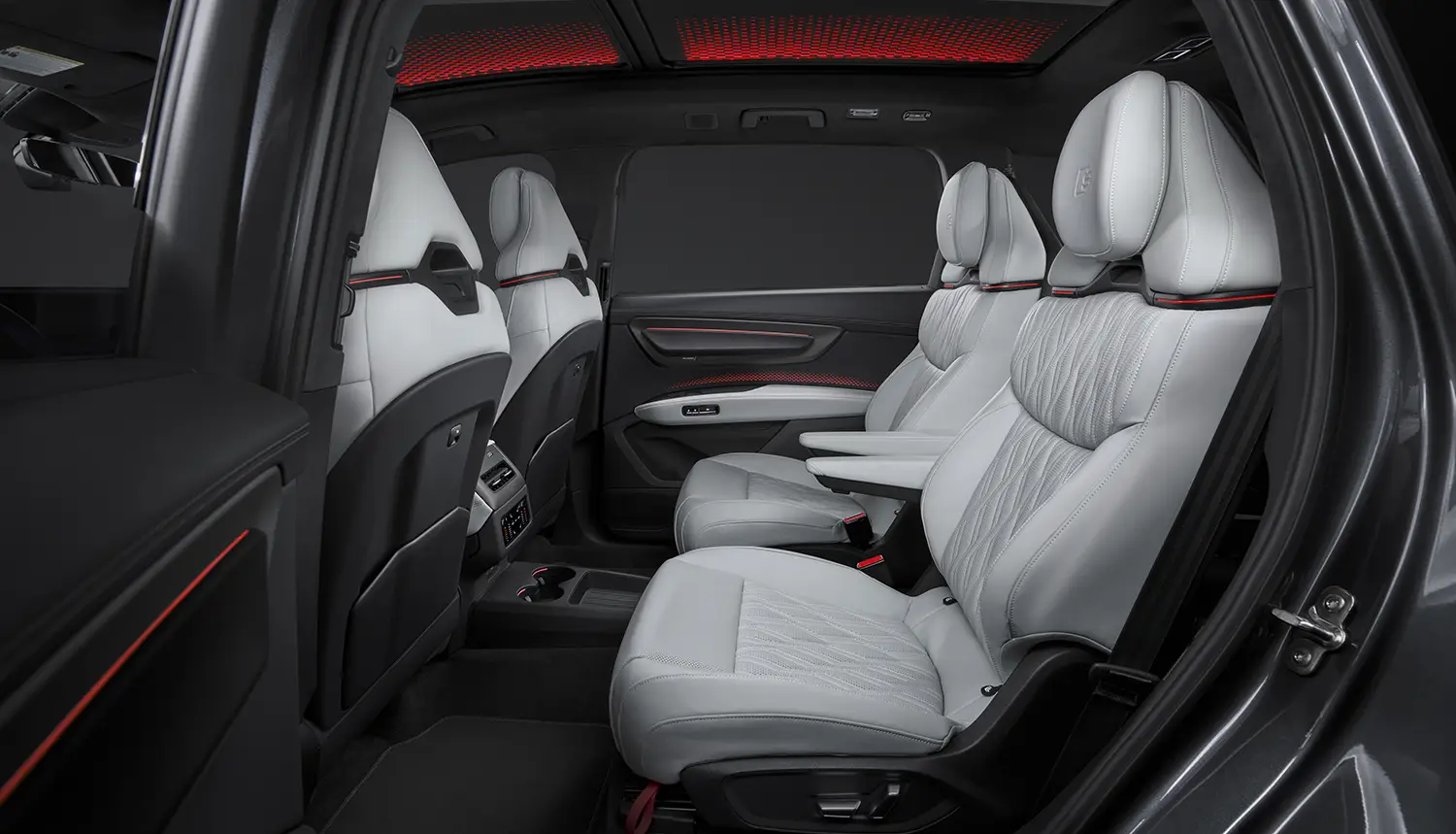 2026 Audi Q9 - Photo 16