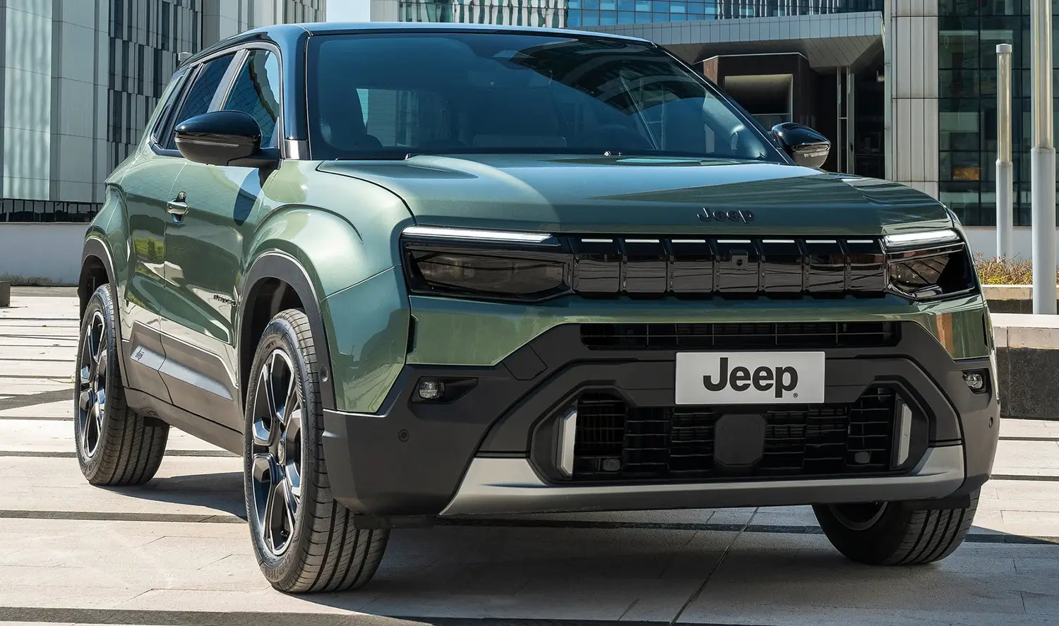 2027 Jeep Avenger - Photo 1