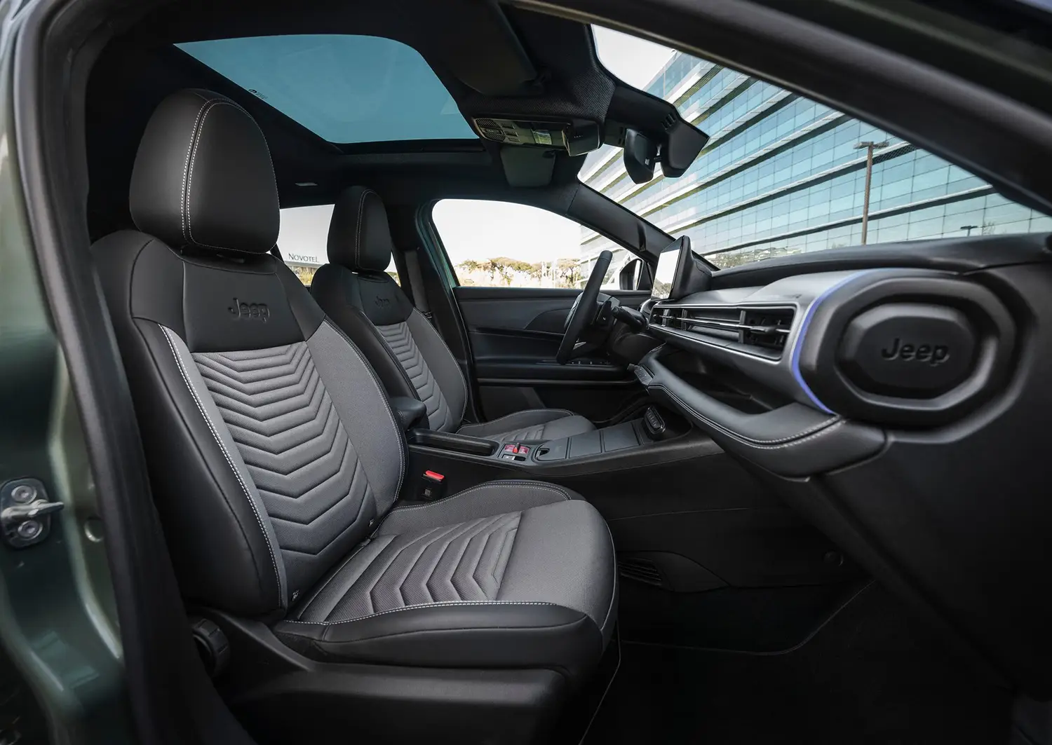 2027 Jeep Avenger - Photo 5