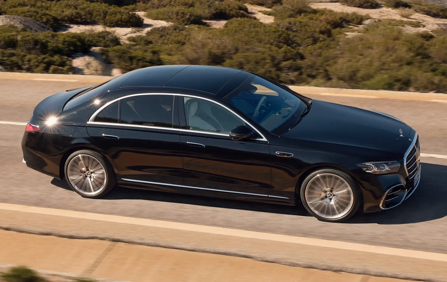 2027 Mercedes-Benz S-Class - Photo 9