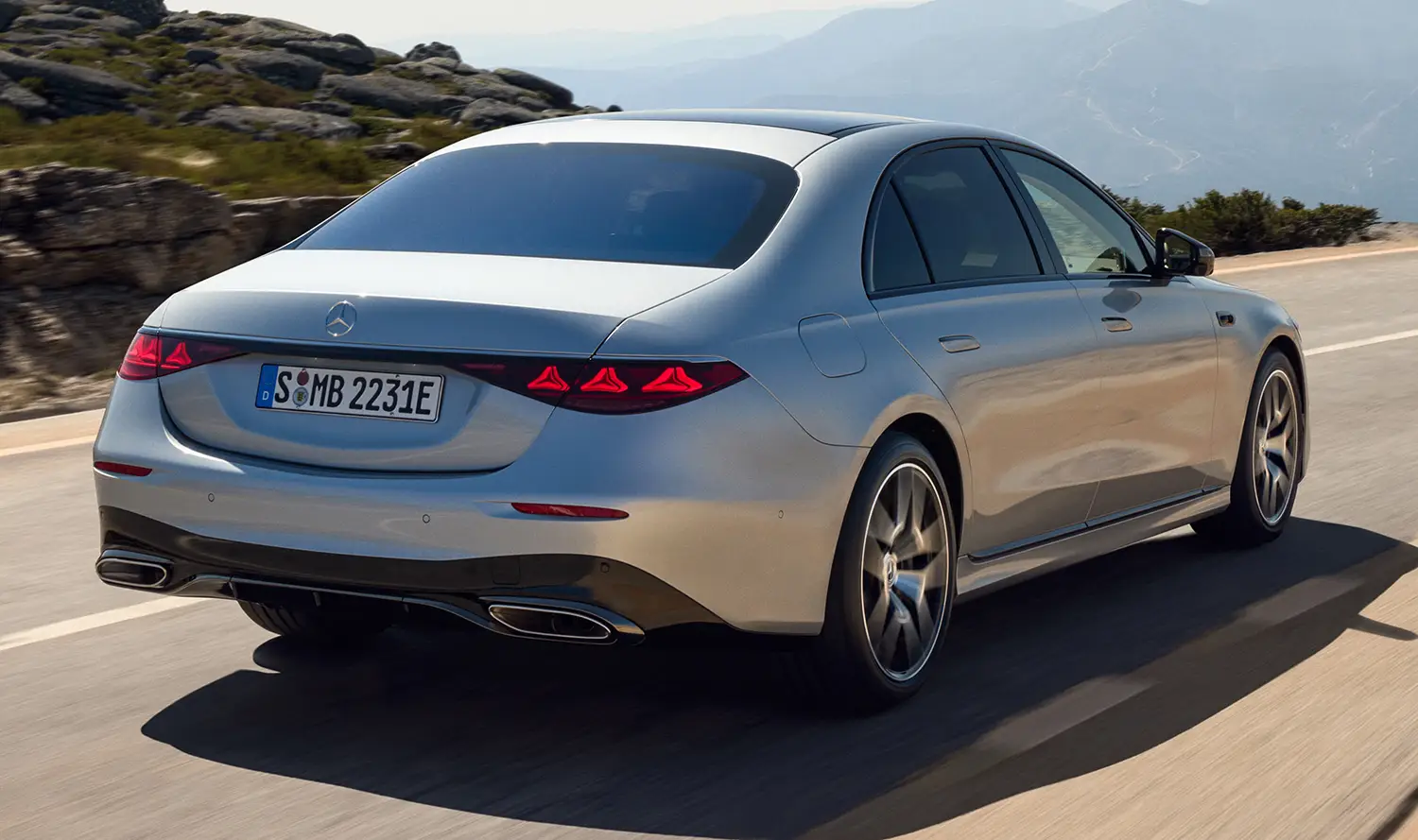 2027 Mercedes-Benz S-Class - Photo 15