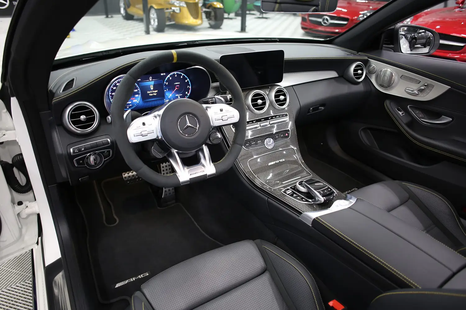 2023 Mercedes-AMG C63 S - Photo 7