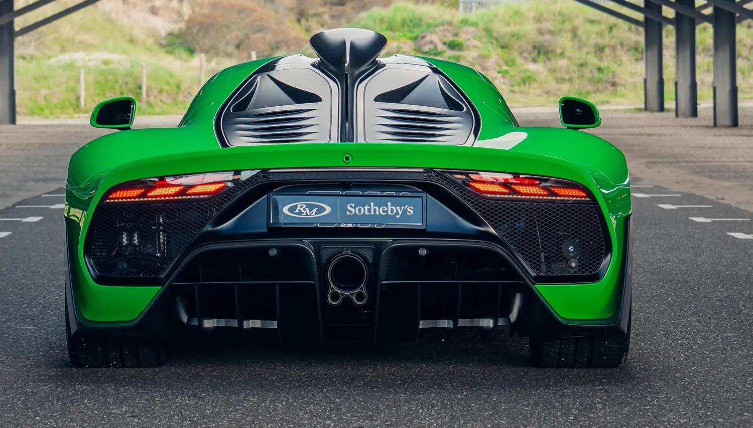 2024 Mercedes-AMG ONE - Photo 3