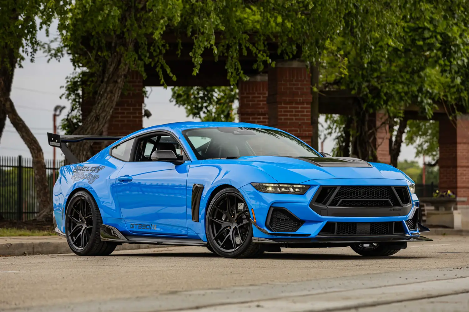 2026 Ford Shelby GT350/TA - Photo 1