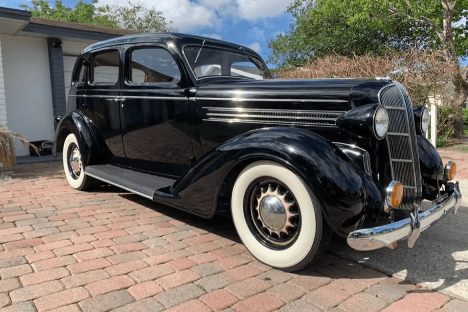 1936 Dodge D2 Touring Sedan - Photo 1