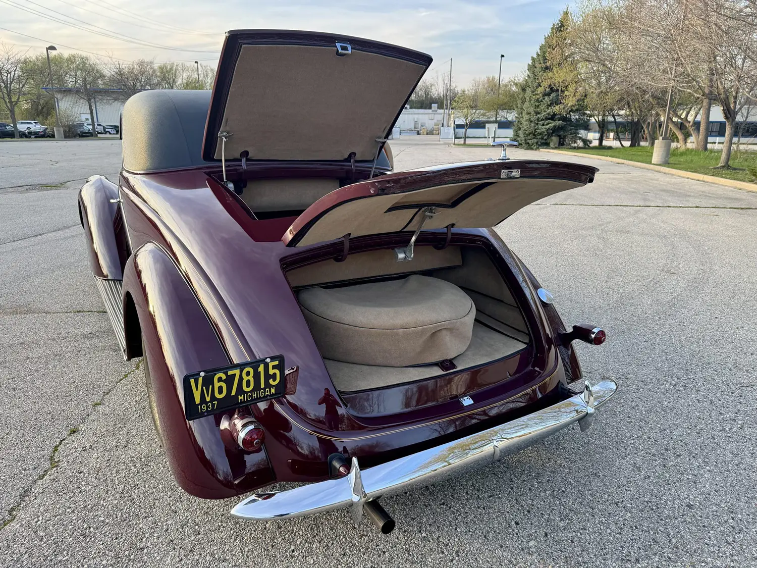 1937 Lincoln Model K LeBaron Coupe - Photo 10
