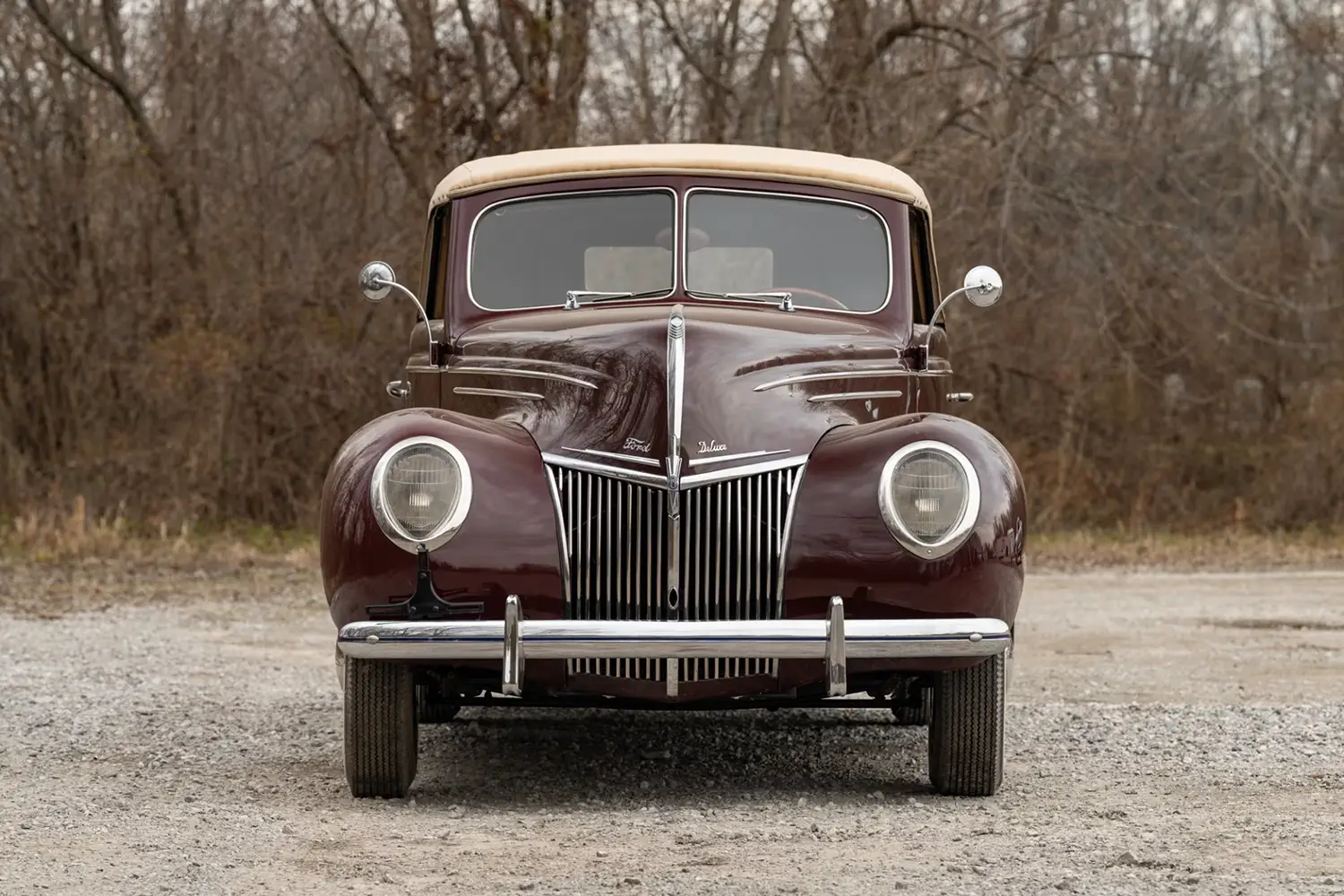 1939 Ford Deluxe Convertible Coupe - Photo 7