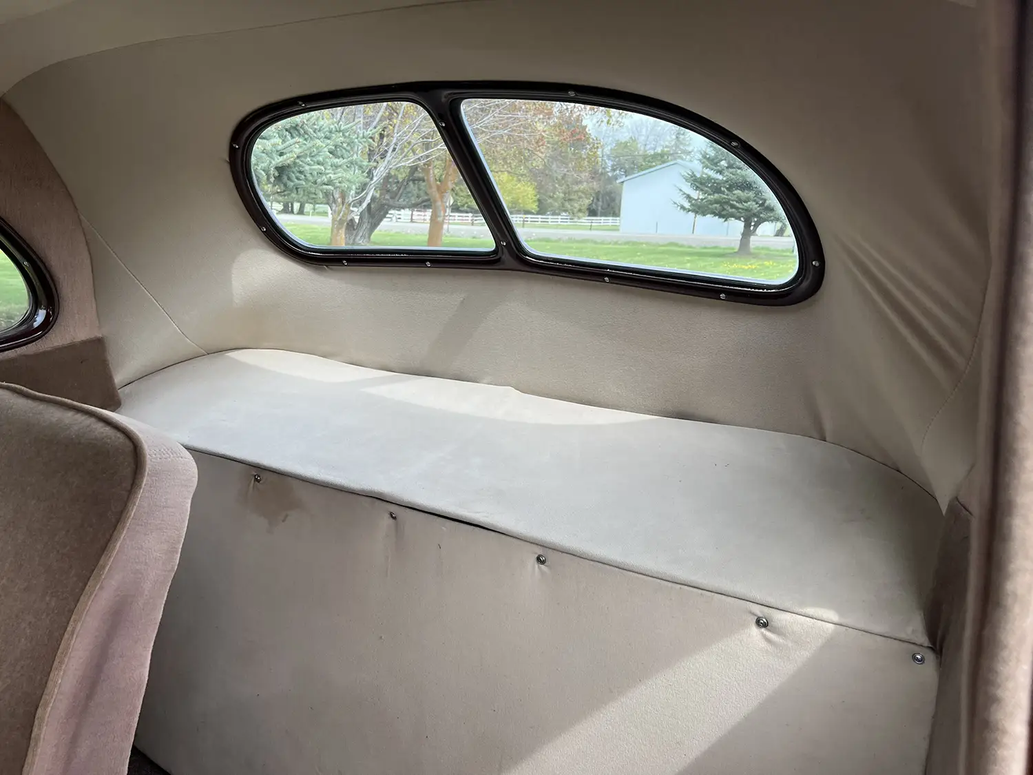 1940 Ford Deluxe - Photo 11