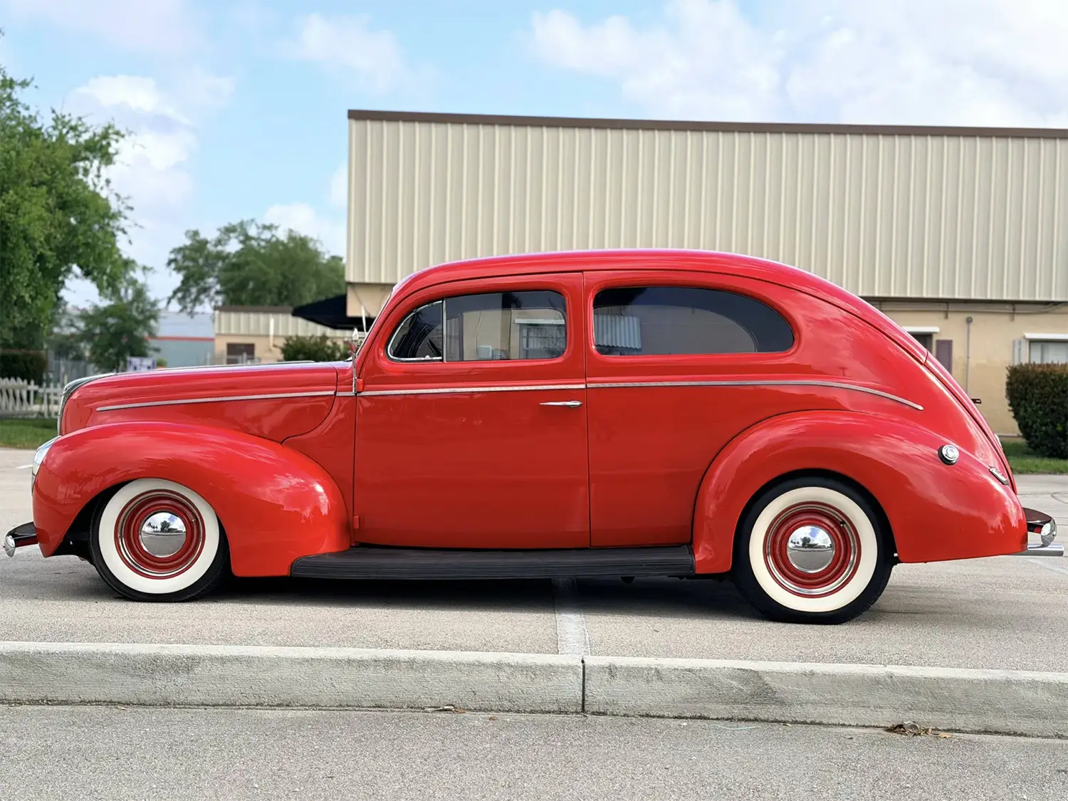 1940 Ford Tudor Sedan Street Rod - Photo 2
