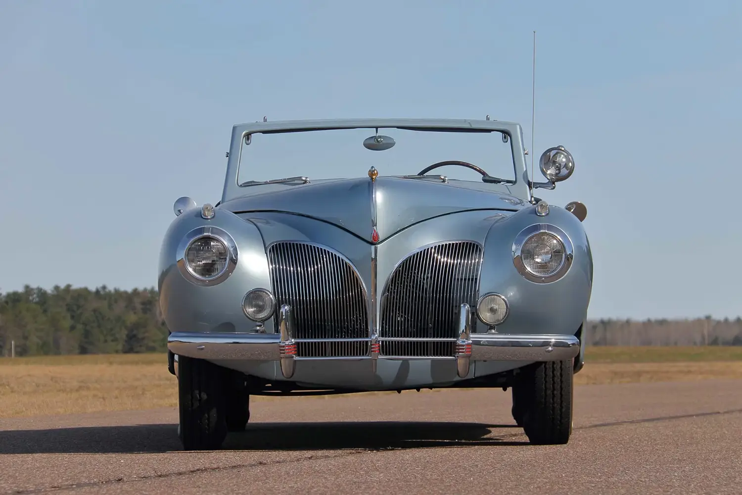 1941 Lincoln Continental Cabriolet - Photo 2