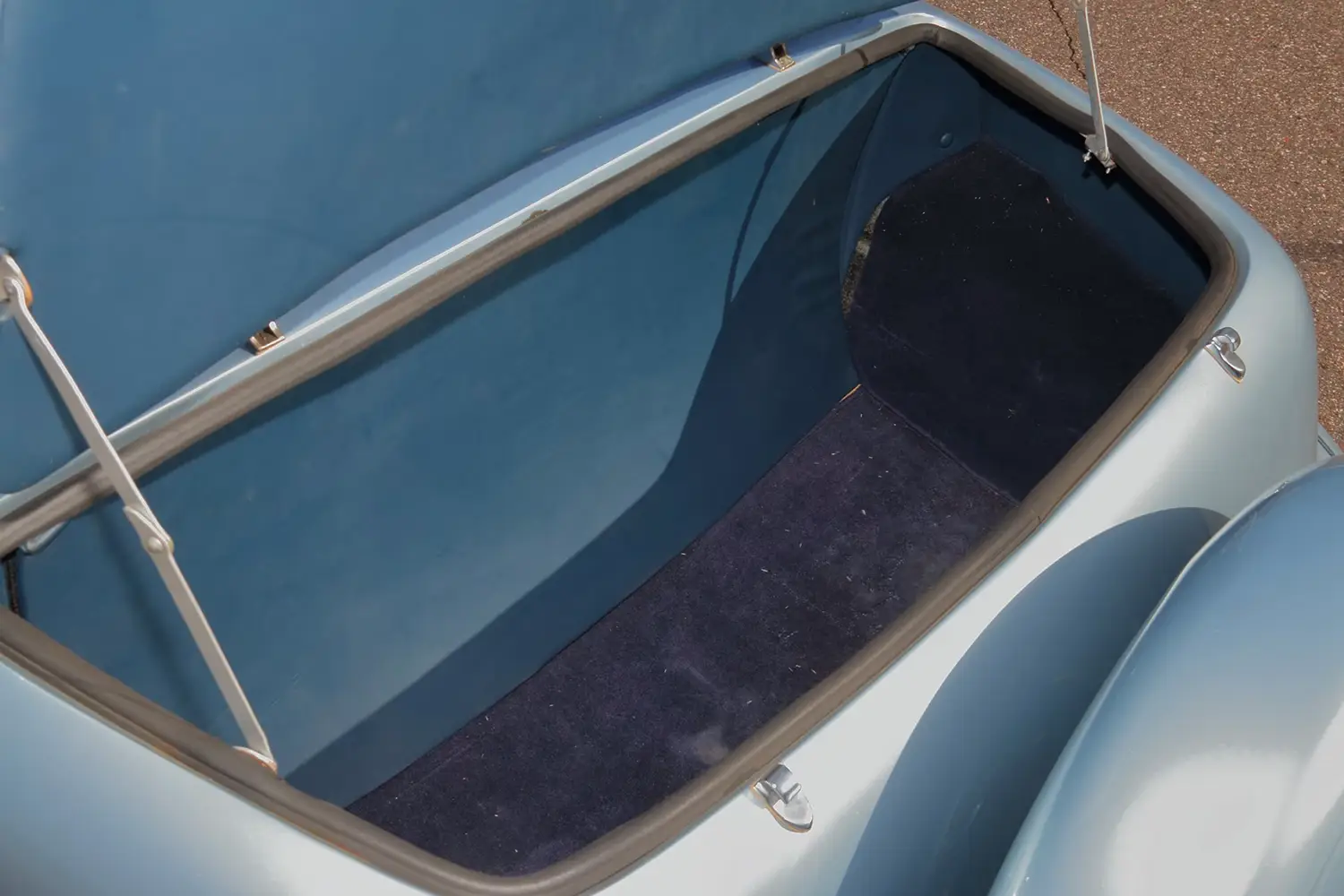 1941 Lincoln Continental Cabriolet - Photo 9