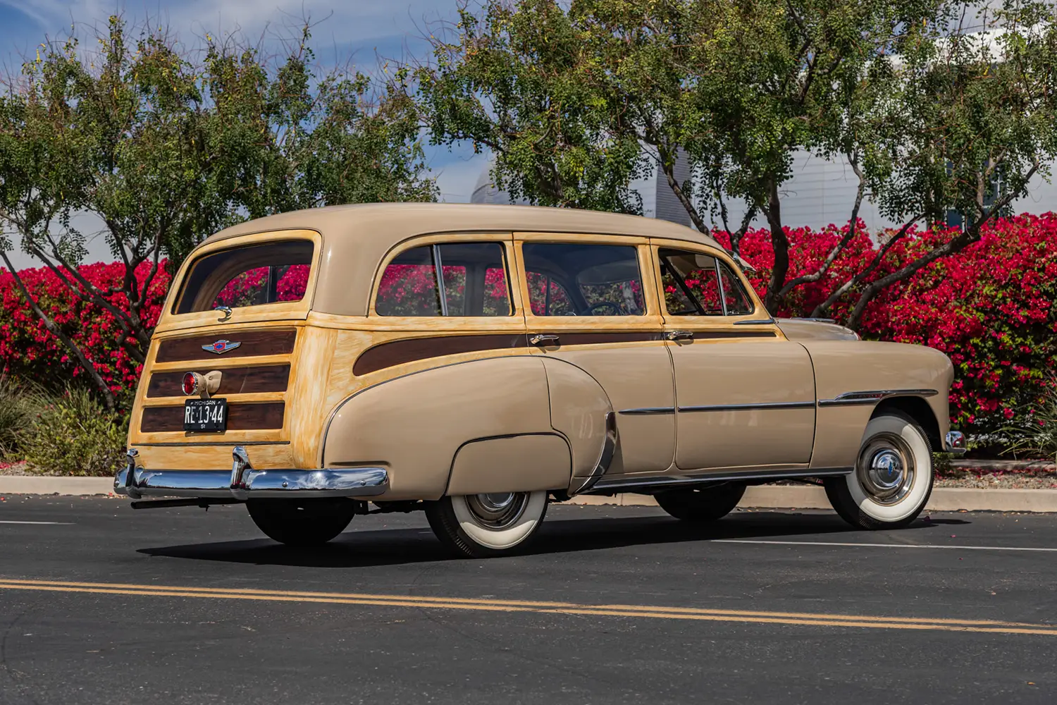 1951 Chevrolet Styleline Deluxe Wagon - Photo 11