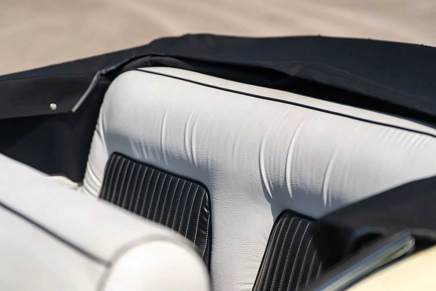1953 Buick Skylark Convertible - Photo 8