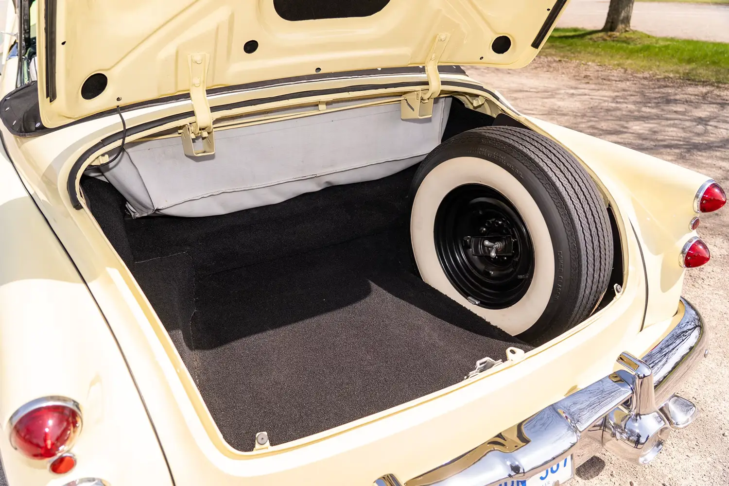 1953 Buick Skylark Convertible - Photo 10