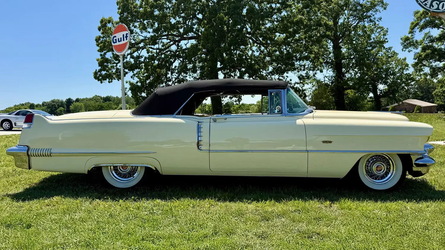 1956 Cadillac Eldorado Biarritz Convertible - Photo 10