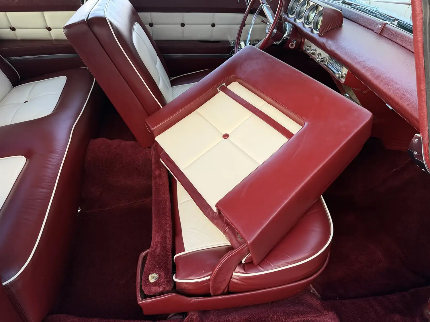1956 Continental Mark II - Photo 10
