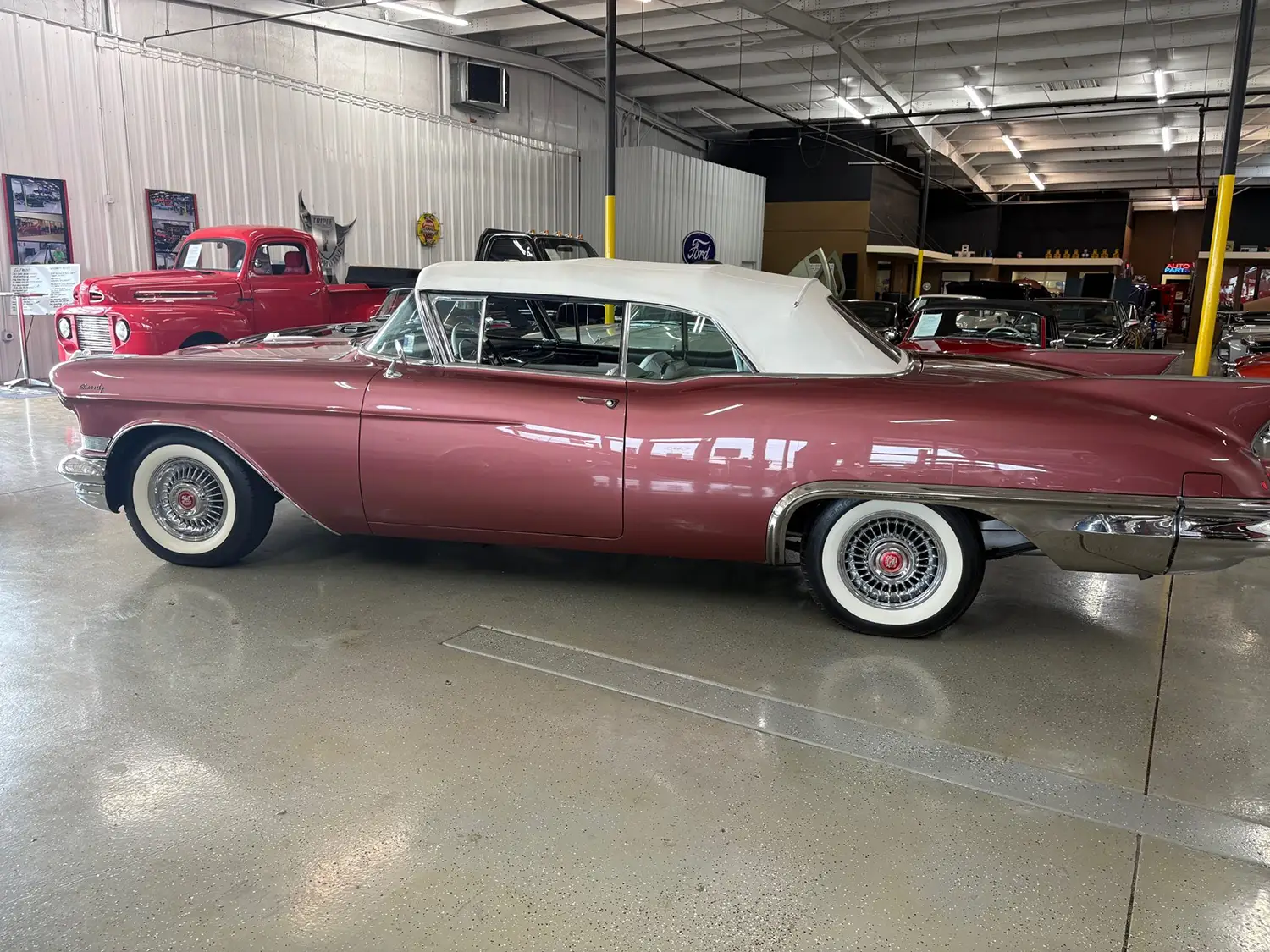 1957 Cadillac Eldorado Biarritz - Photo 10
