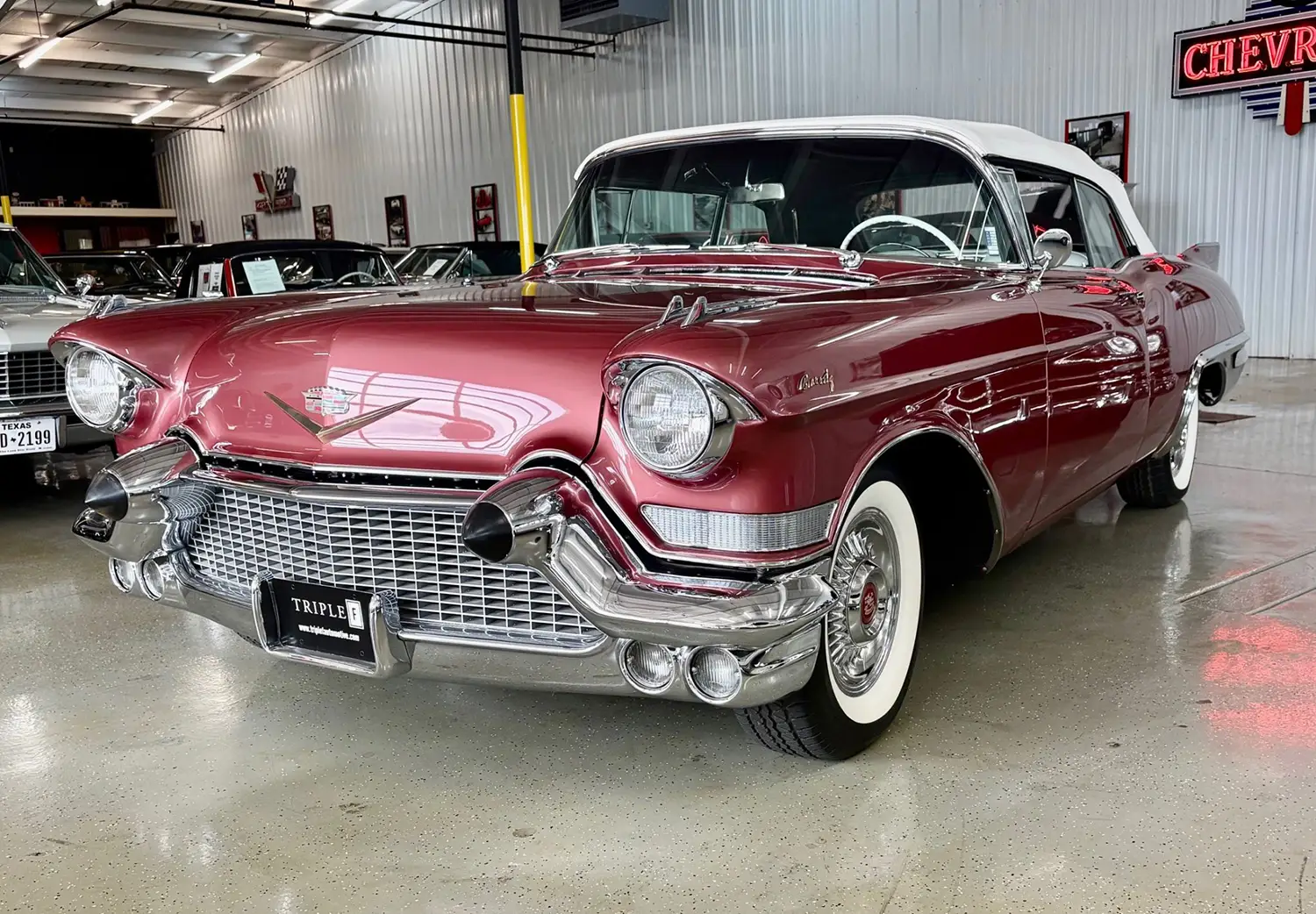 1957 Cadillac Eldorado Biarritz - Photo 11