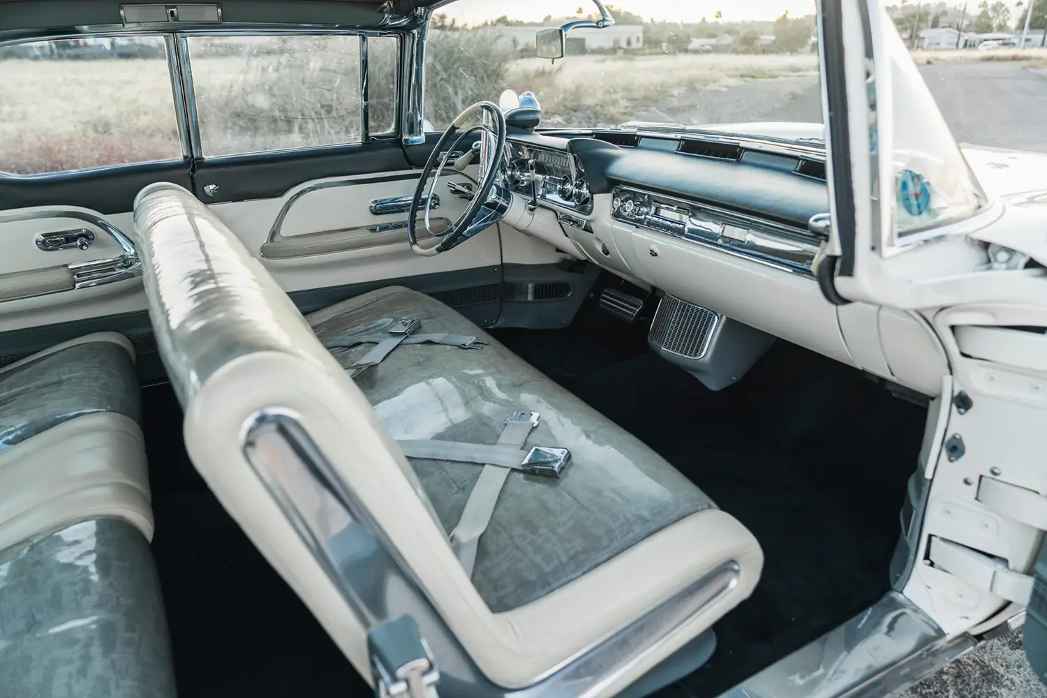 1957 Cadillac Eldorado Brougham - Photo 4
