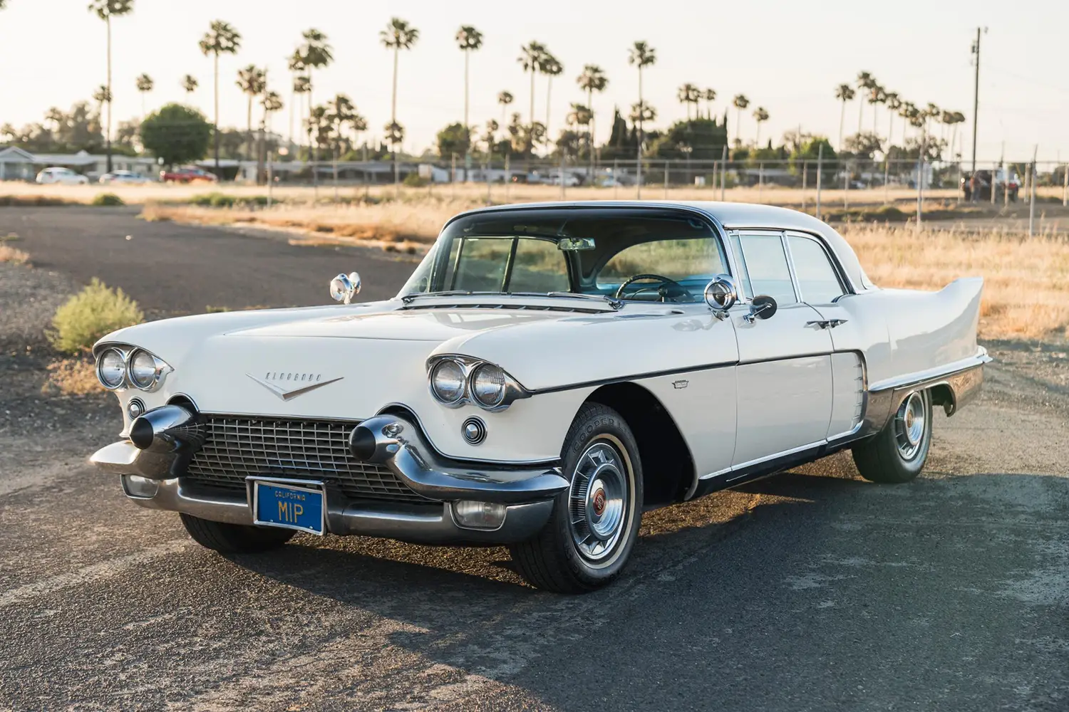 1957 Cadillac Eldorado Brougham - Photo 9