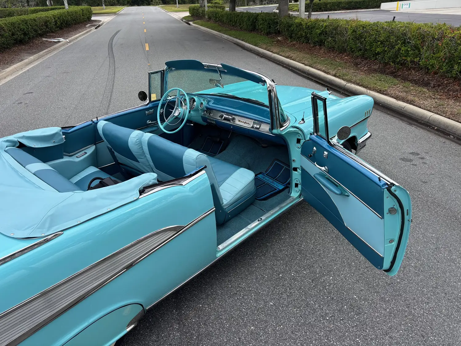 1957 Chevrolet Bel Air Convertible - Photo 4
