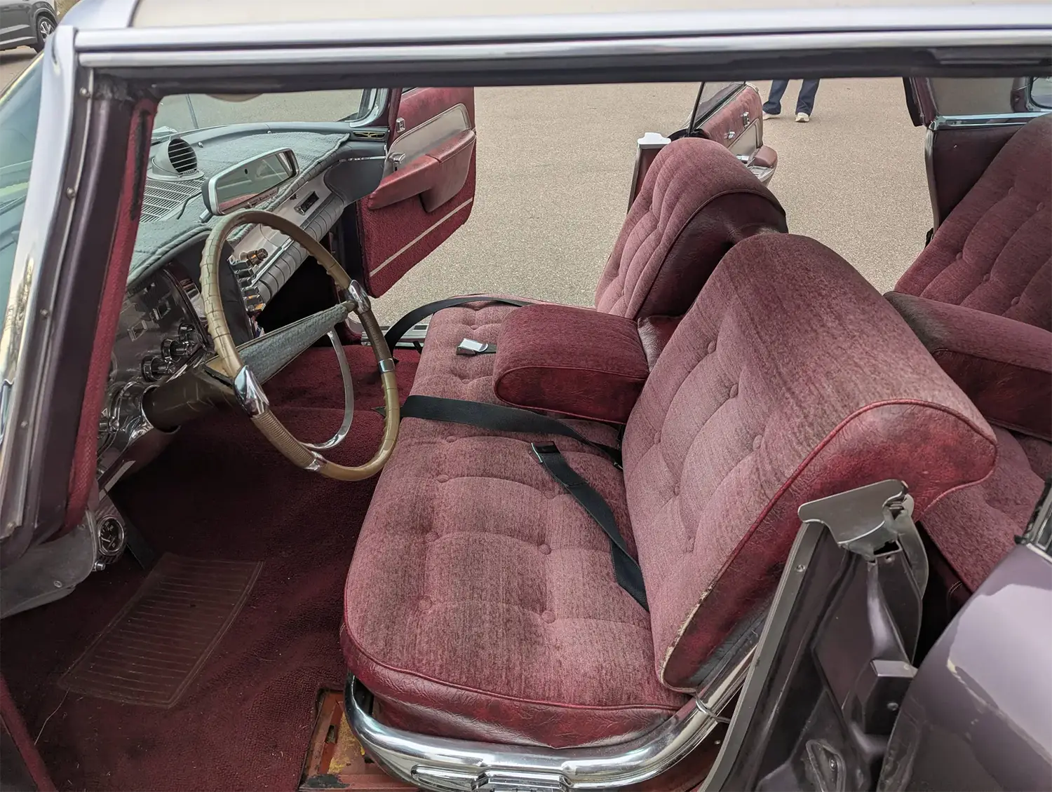 1959 Imperial Crown Four-Door Hardtop - Photo 4