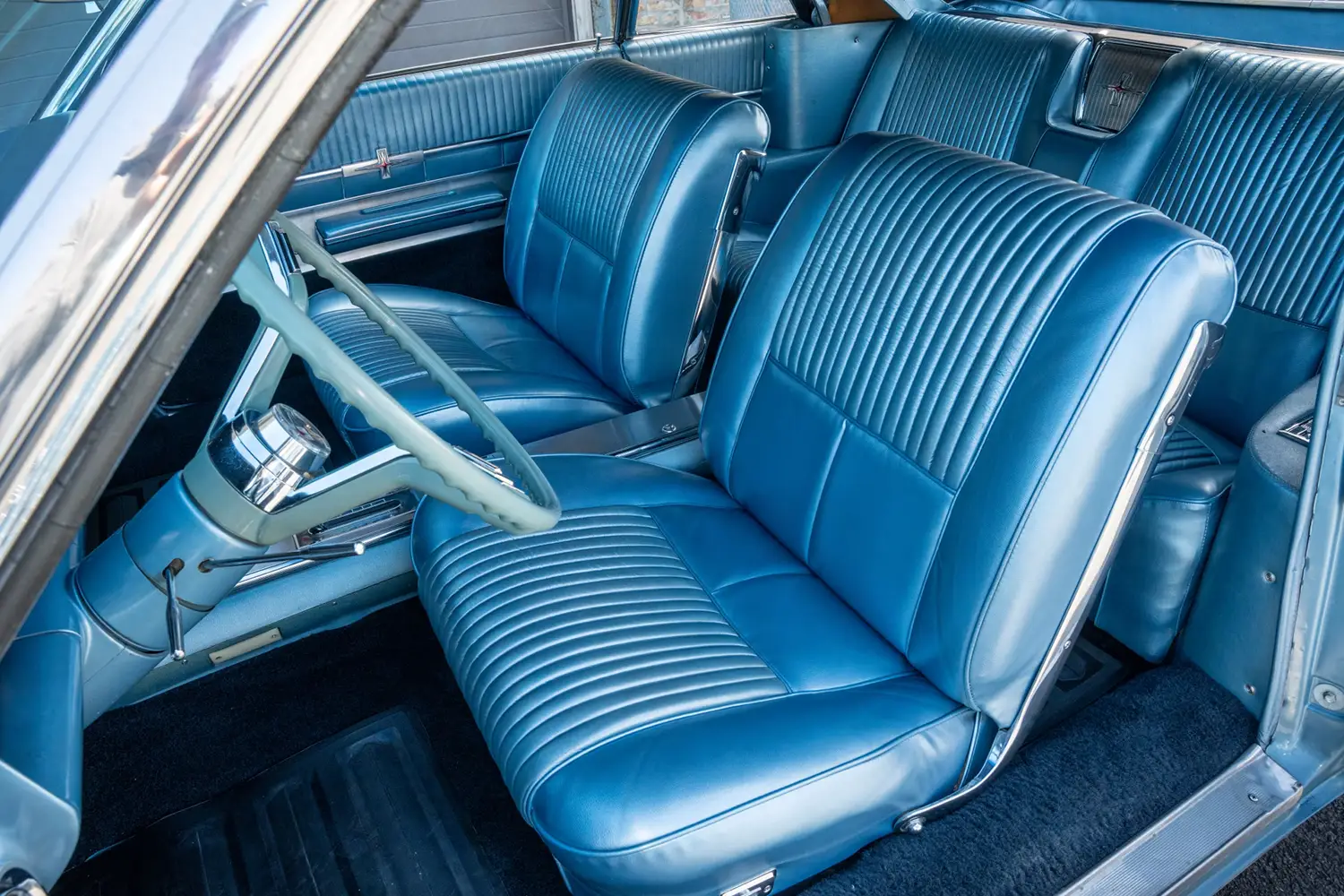 1963 Oldsmobile Starfire Convertible - Photo 4