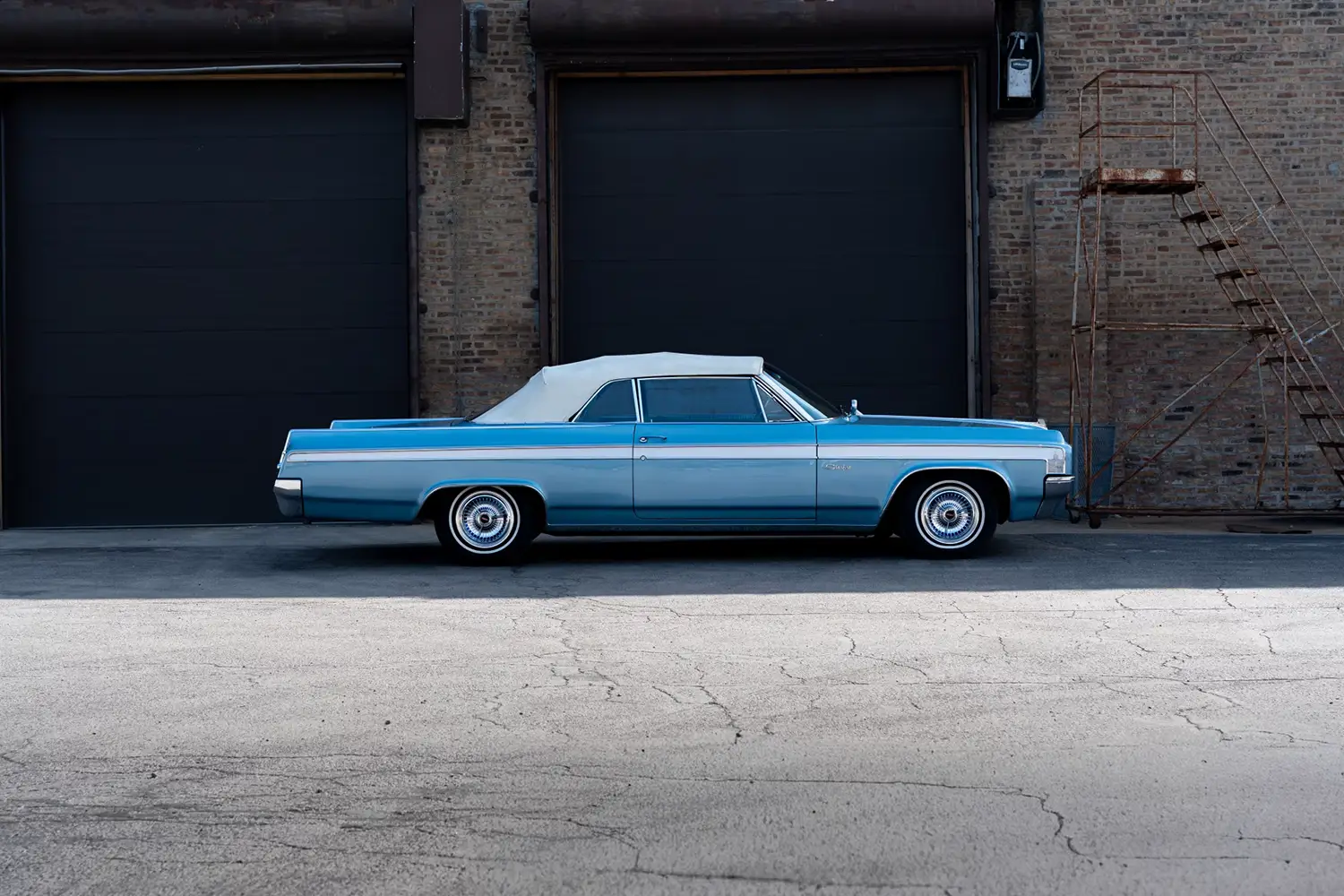 1963 Oldsmobile Starfire Convertible - Photo 2